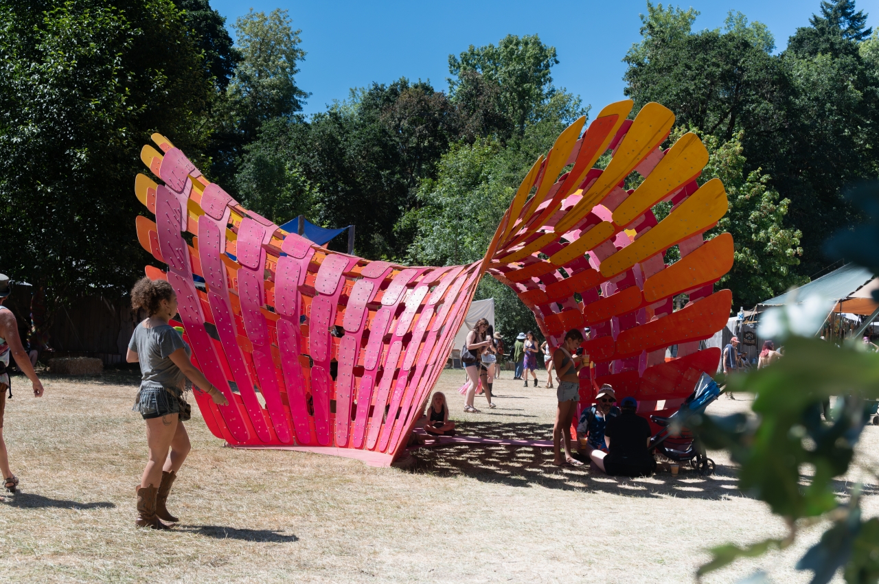 美國、俄勒岡|Oregon Country Fair 俄勒岡鄉村嘉年華露營・誤闖嬉皮異想世界 - 第1張圖