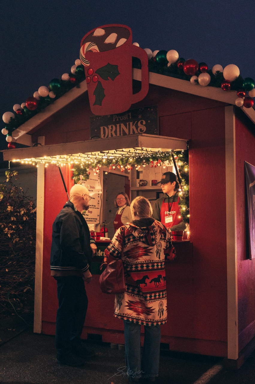 美國、俄勒岡|Silverton 聖誕市集・ 漫步Oregon Garden Resort的冬日療癒指南 - 第8張圖 美國、俄勒岡|Silverton 聖誕市集・ 漫步Oregon Garden Resort的冬日療癒指南